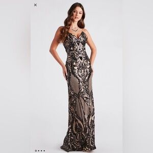 Windsor sequin formal dress (Medium)